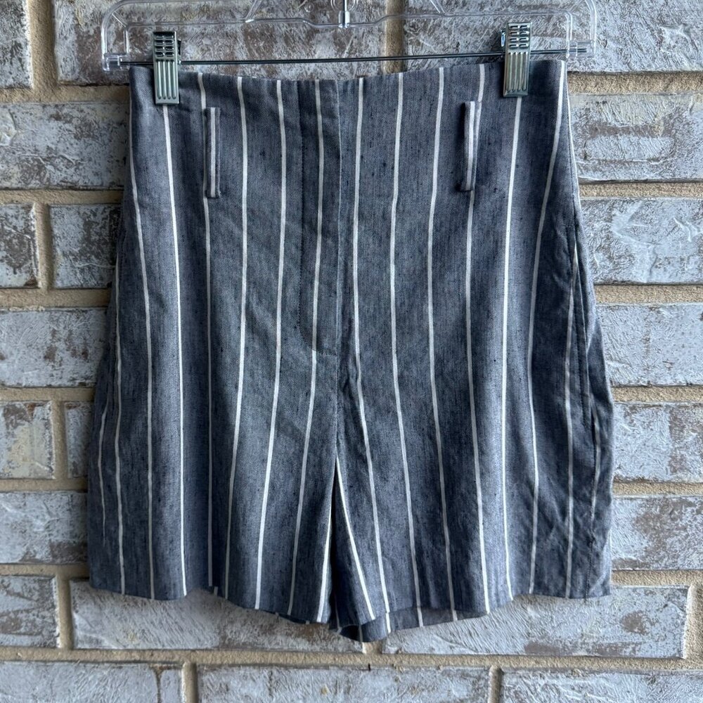Theory Gray/White Striped High Waist Shorts ("No Belt Included") Women's Size 00